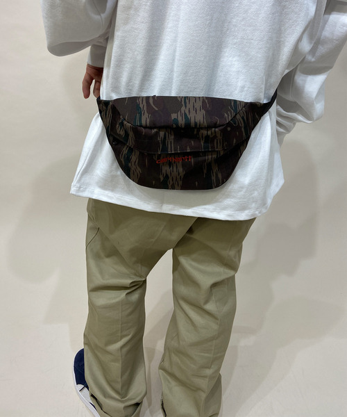 Carhartt WIP（カーハートダブリューアイピー）の「Carhartt WIP/カーハートダブリューアイピー ウエストバッグ PAYTON I025742（ボディバッグ/ウエストポーチ・メンズ・ブラック×ブラック/ブラウン系カモフラージュ/ブラウン/ブルー/ライトブラウン・FREE）」の12枚目の写真