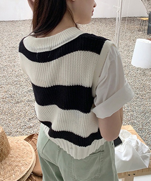 MAISON DE THERESE(メゾン ド テレーズ)の「バイカラー Vネックニットベスト(ベスト・レディース・グリーン/ブラック・FREE)」の21枚目の写真