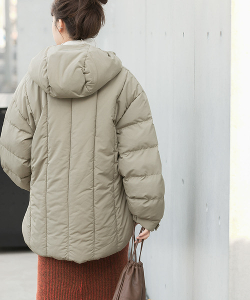 LAATO（ラート）の「SNOWMAN PULL OVER（ダウンジャケット/コート・レディース・オフホワイト/グリーン・FREE）」の17枚目の写真