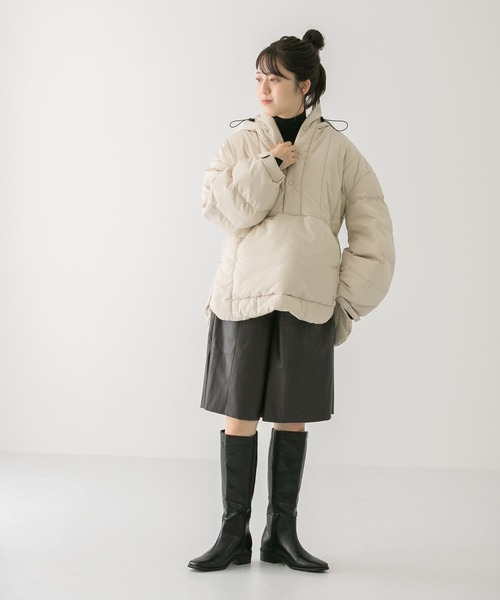 LAATO（ラート）の「SNOWMAN PULL OVER（ダウンジャケット/コート・レディース・オフホワイト/グリーン・FREE）」の7枚目の写真