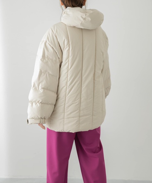 LAATO（ラート）の「SNOWMAN PULL OVER（ダウンジャケット/コート・レディース・オフホワイト/グリーン・FREE）」の9枚目の写真