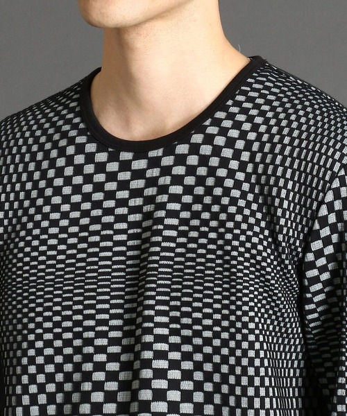 NICOLE CLUB FOR MEN（ニコルクラブフォーメン）の「【21年モデル】ジオメトリックブリスタージャカードカットソー（Tシャツ/カットソー・メンズ・ブラック系その他/オフホワイト/レッド系その他/ブラック/ホワイト系その他・LARGE/X-LARGE/MEDIUM）」の10枚目の写真