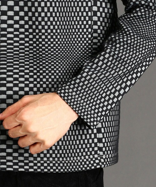 NICOLE CLUB FOR MEN（ニコルクラブフォーメン）の「【21年モデル】ジオメトリックブリスタージャカードカットソー（Tシャツ/カットソー・メンズ・ブラック系その他/オフホワイト/レッド系その他/ブラック/ホワイト系その他・LARGE/X-LARGE/MEDIUM）」の11枚目の写真