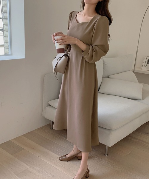 Primazel（プリマゼル）の「スクエアネック シンプルワンピース（ワンピース・レディース・モカ・L/M）」の3枚目の写真