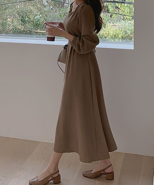 Primazel（プリマゼル）の「スクエアネック シンプルワンピース（ワンピース・レディース・モカ・L/M）」の4枚目の写真