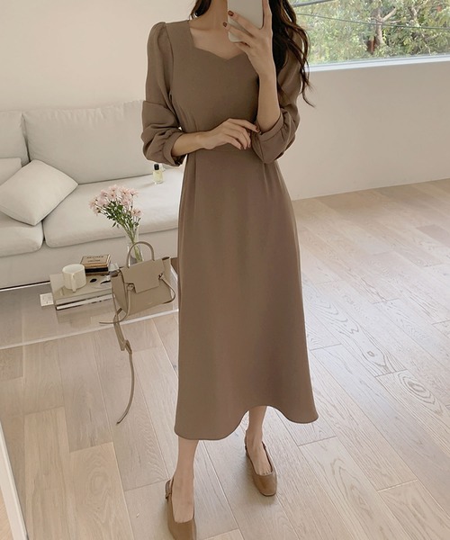 Primazel（プリマゼル）の「スクエアネック シンプルワンピース（ワンピース・レディース・モカ・L/M）」の6枚目の写真