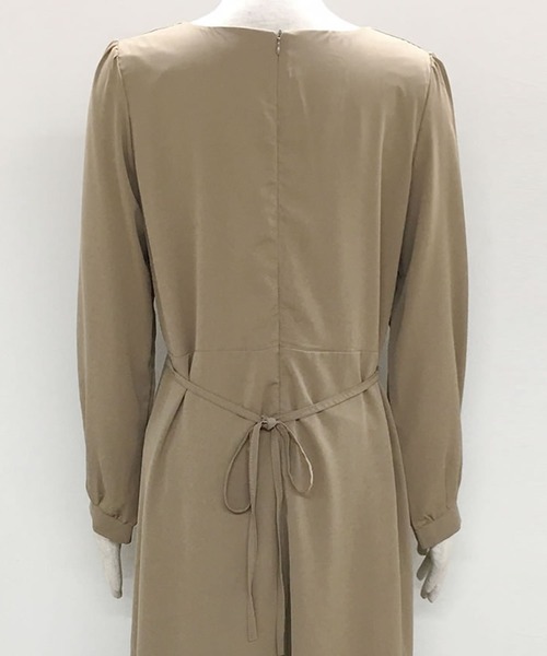 Primazel（プリマゼル）の「スクエアネック シンプルワンピース（ワンピース・レディース・モカ・L/M）」の12枚目の写真