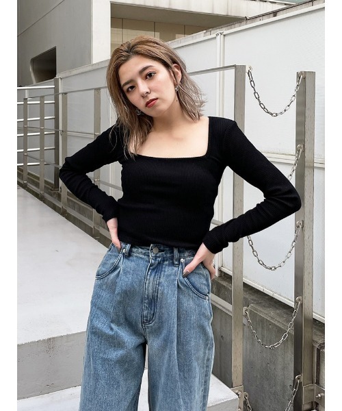 ENVYM(アンビー)の「スクエアネックショートPO(Tシャツ/カットソー・レディース・ホワイト/ブラック/ベージュ・FREE)」の3枚目の写真
