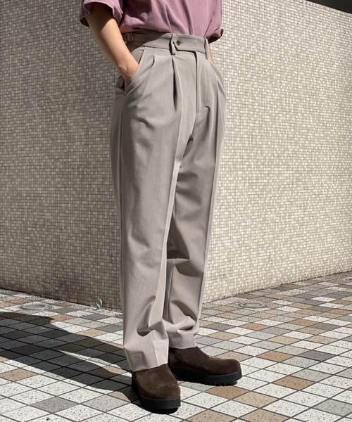 GARDEN TOKYO(ガーデントウキョウ)の「NEW STOCKS OF THE DEAD/ニューストックオブザデッド/ツータックテーパードトラウザーズ(スラックス・メンズ・ブラック/ネイビー/ベージュ・2/1/3)」の2枚目の写真