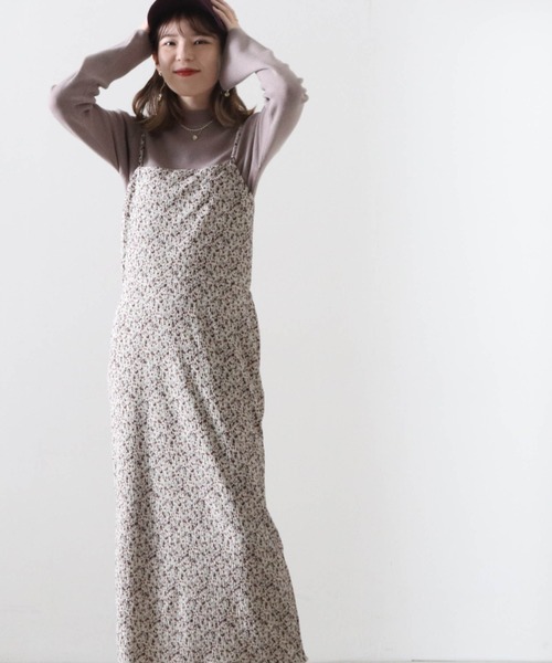 Cheek（チーク）の「花柄ベロアプリーツキャミワンピース＋リブハイネックニットセット（ワンピース・レディース・グレイッシュベージュ/チャコールグレー/ブラウン・FREE）」の15枚目の写真