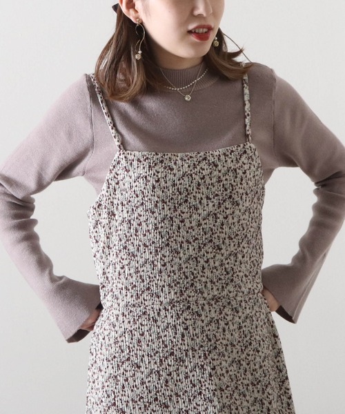 Cheek（チーク）の「花柄ベロアプリーツキャミワンピース＋リブハイネックニットセット（ワンピース・レディース・グレイッシュベージュ/チャコールグレー/ブラウン・FREE）」の5枚目の写真