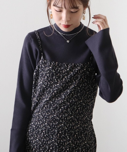 Cheek（チーク）の「花柄ベロアプリーツキャミワンピース＋リブハイネックニットセット（ワンピース・レディース・グレイッシュベージュ/チャコールグレー/ブラウン・FREE）」の17枚目の写真