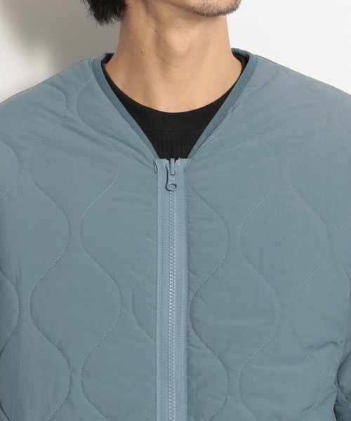 niko and（ニコアンド）の「リバーシブルボアZIPカーディガン