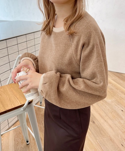 apres jour clair(アプレジュールクレア)の「【apres jour clair】バイカラーショートスウェット(スウェット・レディース・ネイビー/ブラウン系その他/モカ・X-LARGE/フリー)」の4枚目の写真