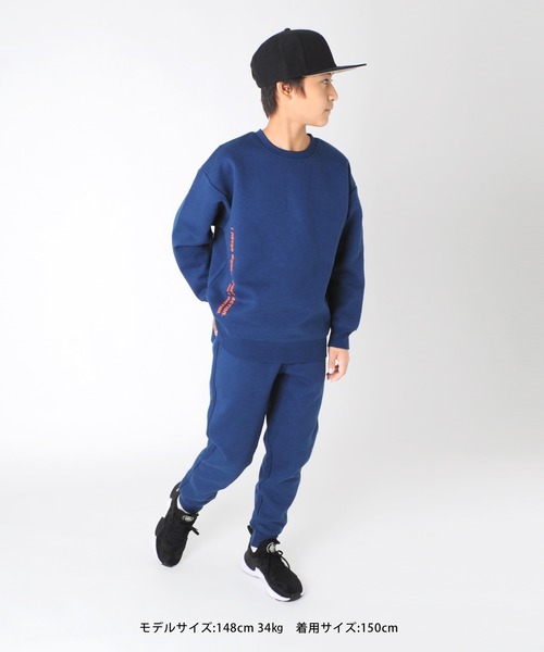 GLAZOS（グラソス）の「裏起毛・ドロップショルダー縦ロゴ袖ファスナートレーナー【セットアップ対応】（スウェット・キッズ・ブルー/ブラック/グレー・130cm/150cm/170cm/140cm/160cm）」の7枚目の写真