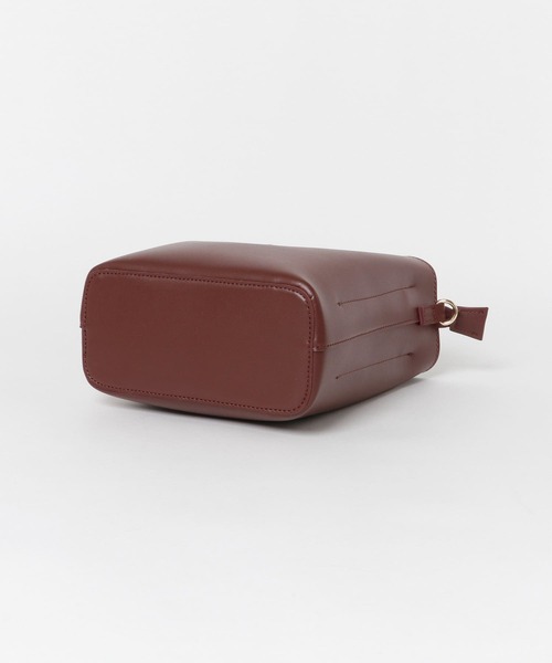 URBAN RESEARCH ROSSO（アーバンリサーチロッソ）の「3ルームショルダーバッグ（ショルダーバッグ・レディース・ベージュ/ボルドー/ブラック・-）」の4枚目の写真