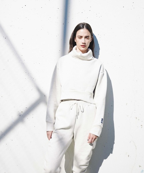 FIG&VIPER（フィグアンドバイパー）の「ハイネックLOGOPO（Tシャツ/カットソー・レディース・グリーン/アイボリー/ダークグレー・FREE）」の10枚目の写真