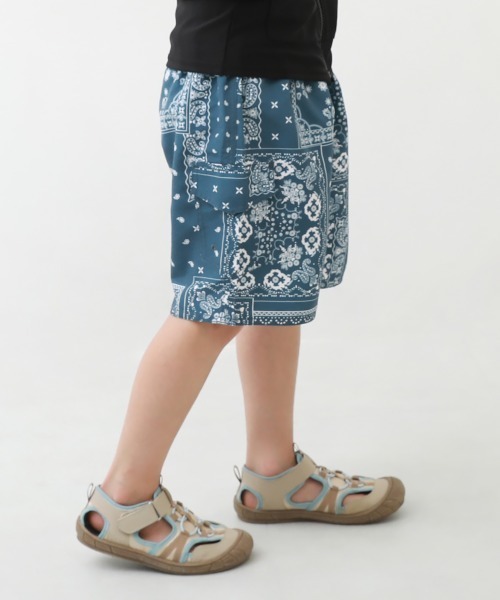 devirock(デビロック)の「えらべる総柄デザイン UVカット サーフパンツ水着(水着・キッズ・ネイビー/ブルー系2/ブルー系3/ブルーグレー/グリーン系その他/ブルー系8/ブラック系その他/ブルー系7/ブルー系6/ブルー系4/ブラック系その他2/カーキ/ブラック/ブルー系5/ブルー系1/ブルー系9/レッド系その他/グレー系その他/その他21/その他22/その他19/その他20/グリーン系その他2/オレンジ系1/ネイビー系1・130cm/160cm/120cm/140cm/110cm/150cm/100cm)」の5枚目の写真