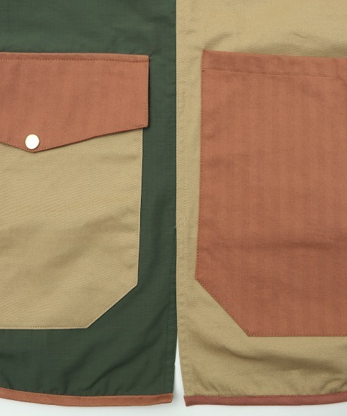 チチカカ（チチカカ）の「【ユニセックス】ミリタリーミックスエプロンベスト（エプロン・レディース・ベージュ/ブラック・FREE）」の18枚目の写真