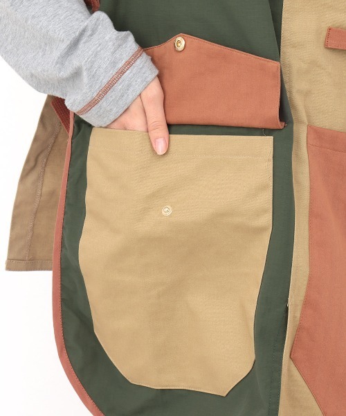 チチカカ（チチカカ）の「【ユニセックス】ミリタリーミックスエプロンベスト（エプロン・レディース・ベージュ/ブラック・FREE）」の14枚目の写真