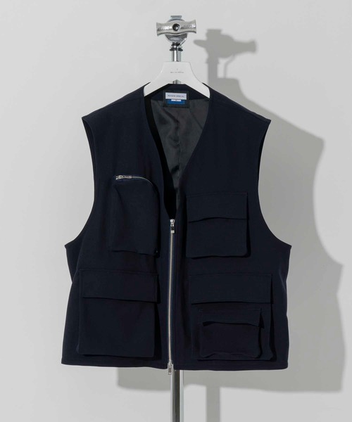 MAISON SPECIAL（メゾンスペシャル）の「《ユニセックスアイテム》マルチファブリックユーティリティミリタリーベスト【MAISON SPECIAL/メゾンスペシャル】（ベスト・メンズ・ネイビー/グレイッシュベージュ/ブラック/チャコールグレー・1/2）」の12枚目の写真