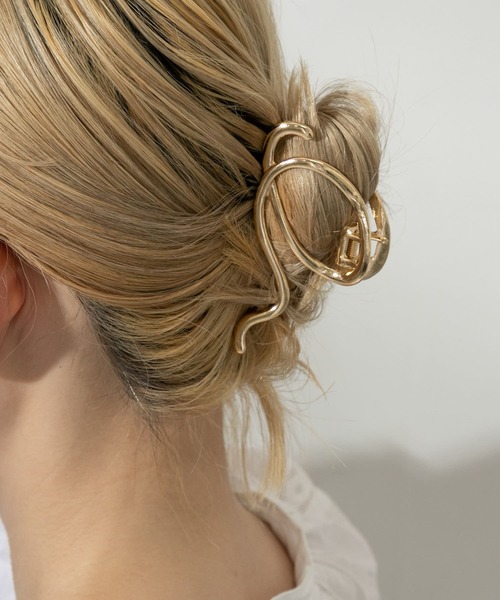 SMELLY（スメリー）の「メタルランダムラインバンス（バレッタ/ヘアクリップ・レディース・ゴールド・-）」の4枚目の写真