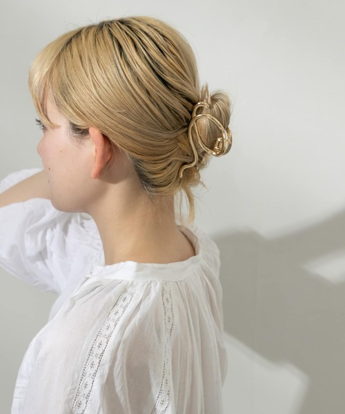 SMELLY（スメリー）の「メタルランダムラインバンス（バレッタ/ヘアクリップ・レディース・ゴールド・-）」の5枚目の写真