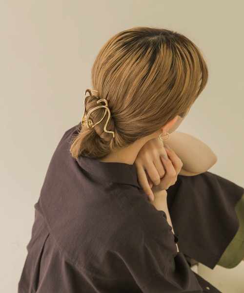 SMELLY（スメリー）の「メタルランダムラインバンス（バレッタ/ヘアクリップ・レディース・ゴールド・-）」の15枚目の写真