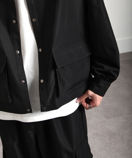 UNCORD（アンコード）の「【UNCORD】WIDE LOOSER SHIRTJACKET/ワイドルーズシャツジャケット（ミリタリージャケット・メンズ・カーキ/ベージュ/ブラック・MEDIUM/X-LARGE/LARGE）」の13枚目の写真