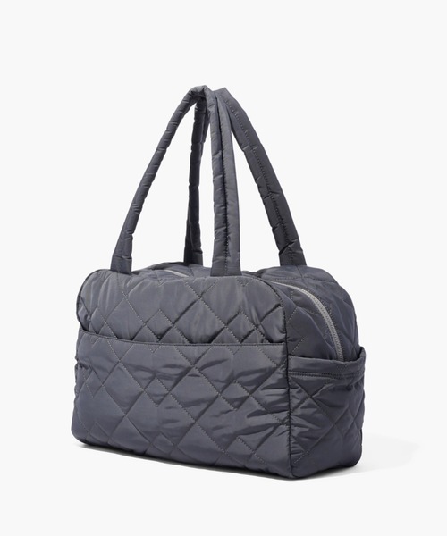 MARC JACOBS(マークジェイコブス)の「【オンライン限定】QUILTED NYLON MEDIUM WEEKENDER/キルテッド ナイロン ミディアム ウィークエンダー バッグ(ボストンバッグ・レディース・その他・ONE SIZE)」の8枚目の写真