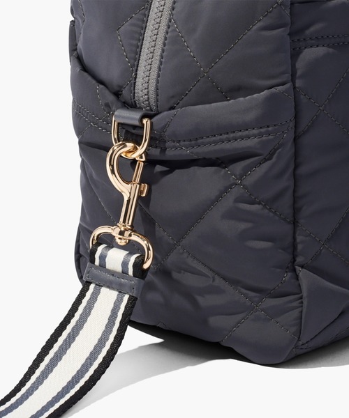 MARC JACOBS(マークジェイコブス)の「【オンライン限定】QUILTED NYLON MEDIUM WEEKENDER/キルテッド ナイロン ミディアム ウィークエンダー バッグ(ボストンバッグ・レディース・その他・ONE SIZE)」の10枚目の写真