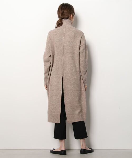 LA PEAU DE GEM（ラポドゥジェム）の「【LA PEAU DE GEM】タートルネックニットワンピース（ワンピース・レディース・ベージュ/グレー・FREE）」の13枚目の写真