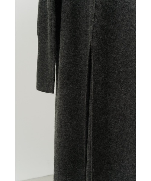 LA PEAU DE GEM（ラポドゥジェム）の「【LA PEAU DE GEM】タートルネックニットワンピース（ワンピース・レディース・ベージュ/グレー・FREE）」の7枚目の写真