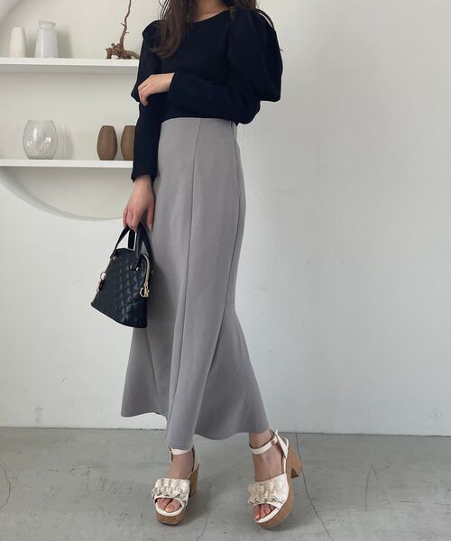 MAJESTIC LEGON（マジェスティックレゴン）の「スタイルアップマーメイドスカート（スカート・レディース・ブラック/グレー/アイボリー・SMALL/MEDIUM）」の4枚目の写真