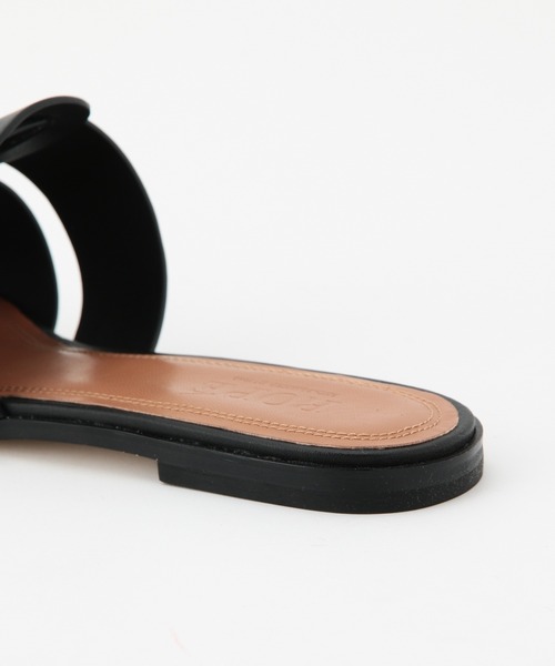 ROPE'（ロペ）の「グルカフラットミュール（サンダル・レディース・ブラック/ベージュ系その他・36.5/37.5/35.5）」の5枚目の写真