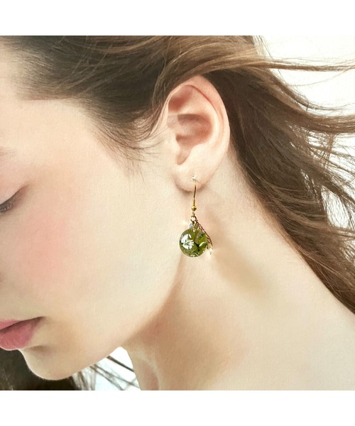 tone(トーン)の「【Willija】金属アレルギー対応《石の果実》ピアス(MA)(ピアス(両耳用)・レディース・ホワイト/パープル/レッド/ピンク/ブルー/グリーン・FREE)」の7枚目の写真