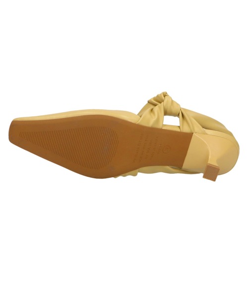 ORiental TRaffic（オリエンタルトラフィック）の「EC限定 ツイストバックストラップパンプス 25107（パンプス・レディース・イエロー/ホワイト/ブラック・40/38/39/41/42/35/36/37/34/33/43）」の19枚目の写真