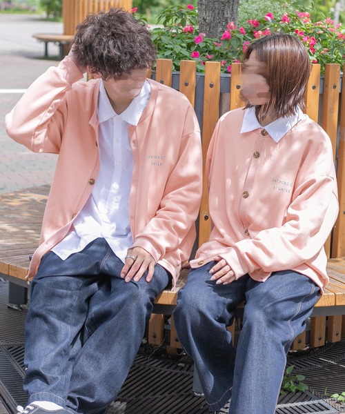 PairPair(ペアペア)の「ロゴカーディガン(ユニセックス)(カーディガン/ボレロ・レディース・ピンク/アイボリー/グレイッシュブルー・フリー)」の3枚目の写真