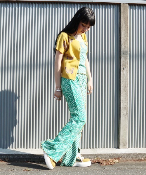 Candy Stripper（キャンディストリッパー）の「CND BABY FLARE パンツ（その他パンツ・レディース・ブラック/ピンク/グリーン・2）」の21枚目の写真