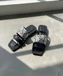 PAGEBOY | アシメフラットサンダル(サンダル)