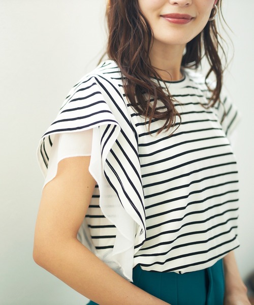 GeeRA(ジーラ)の「冷感シフォン使いフレアーカットソー(Tシャツ/カットソー・レディース・ブラック/ホワイト系その他・LARGE/MEDIUM/X-LARGE)」の6枚目の写真