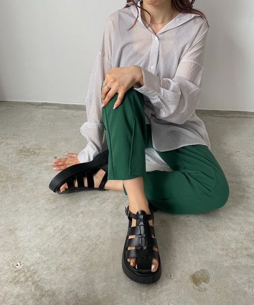 210nouve（トゥージュヌーブ）の「ボリュームソールグルカサンダル（サンダル・レディース・ブラック/ホワイト・36/38/39/37）」の10枚目の写真