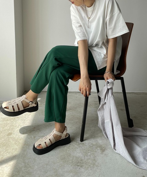 210nouve（トゥージュヌーブ）の「ボリュームソールグルカサンダル（サンダル・レディース・ブラック/ホワイト・36/38/39/37）」の17枚目の写真