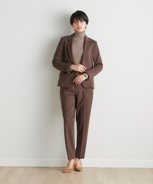 INED CLARO（イネドクラロ）の「ソフトサーモテーラードジャケット【セットアップ対応】（スーツジャケット・レディース・ブラウン/カーキ・7号/9号/11号）」の6枚目の写真