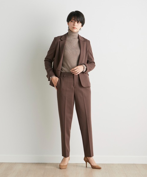INED CLARO（イネドクラロ）の「ソフトサーモテーラードジャケット【セットアップ対応】（スーツジャケット・レディース・ブラウン/カーキ・7号/9号/11号）」の9枚目の写真