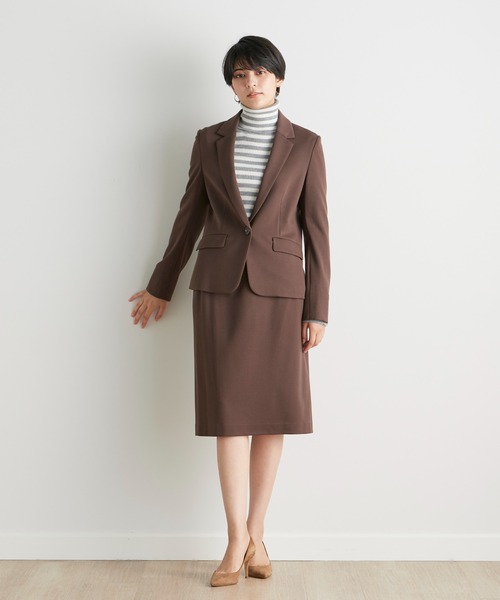 INED CLARO（イネドクラロ）の「ソフトサーモテーラードジャケット【セットアップ対応】（スーツジャケット・レディース・ブラウン/カーキ・7号/9号/11号）」の11枚目の写真