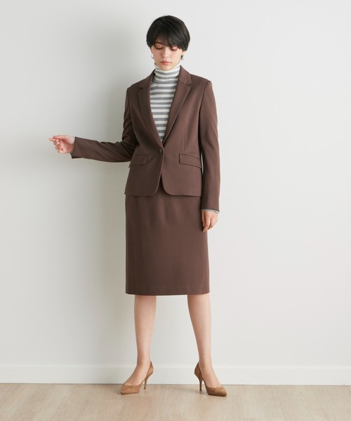 INED CLARO（イネドクラロ）の「ソフトサーモテーラードジャケット【セットアップ対応】（スーツジャケット・レディース・ブラウン/カーキ・7号/9号/11号）」の12枚目の写真