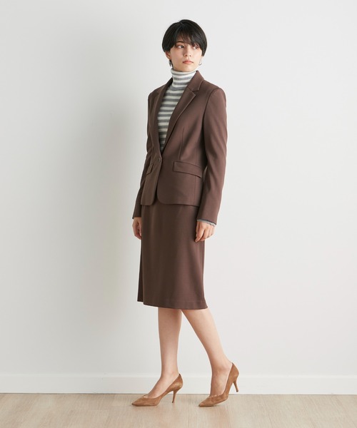 INED CLARO（イネドクラロ）の「ソフトサーモテーラードジャケット【セットアップ対応】（スーツジャケット・レディース・ブラウン/カーキ・7号/9号/11号）」の14枚目の写真