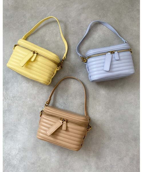 She's Closet（シーズクローゼット）の「キルティング2wayバニティバッグ/ショルダーバッグ（ハンドバッグ・レディース・ホワイト/ブラック/ベージュ/イエロー/ブルー・FREE）」の11枚目の写真