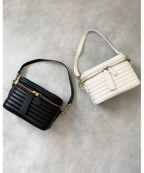 She's Closet（シーズクローゼット）の「キルティング2wayバニティバッグ/ショルダーバッグ（ハンドバッグ・レディース・ホワイト/ブラック/ベージュ/イエロー/ブルー・FREE）」の12枚目の写真